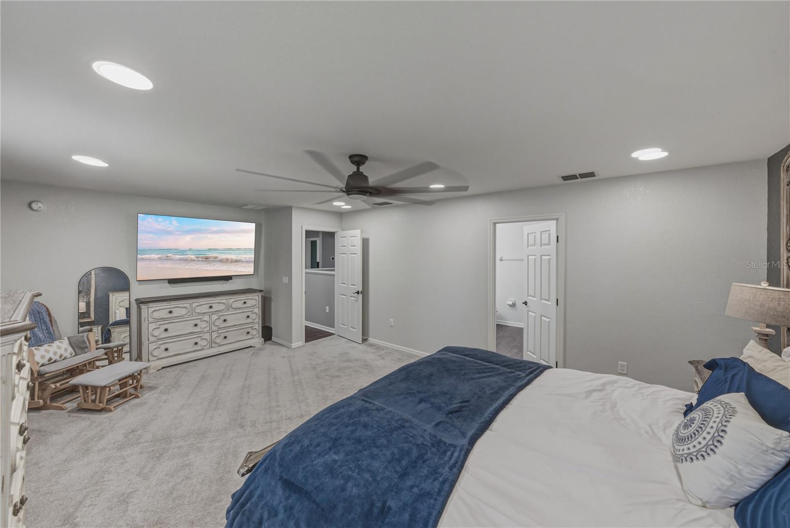 Image 43 of 88 For 3167 Blackwater Oaks Way