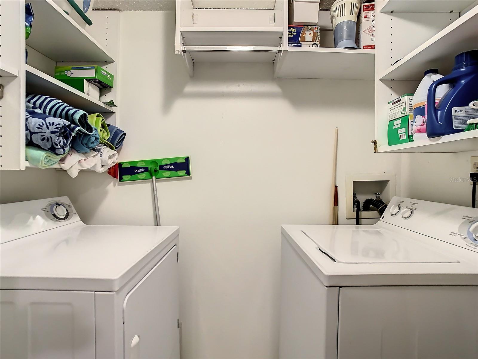 Image 37 of 51 For 18304 Gulf Boulevard 116