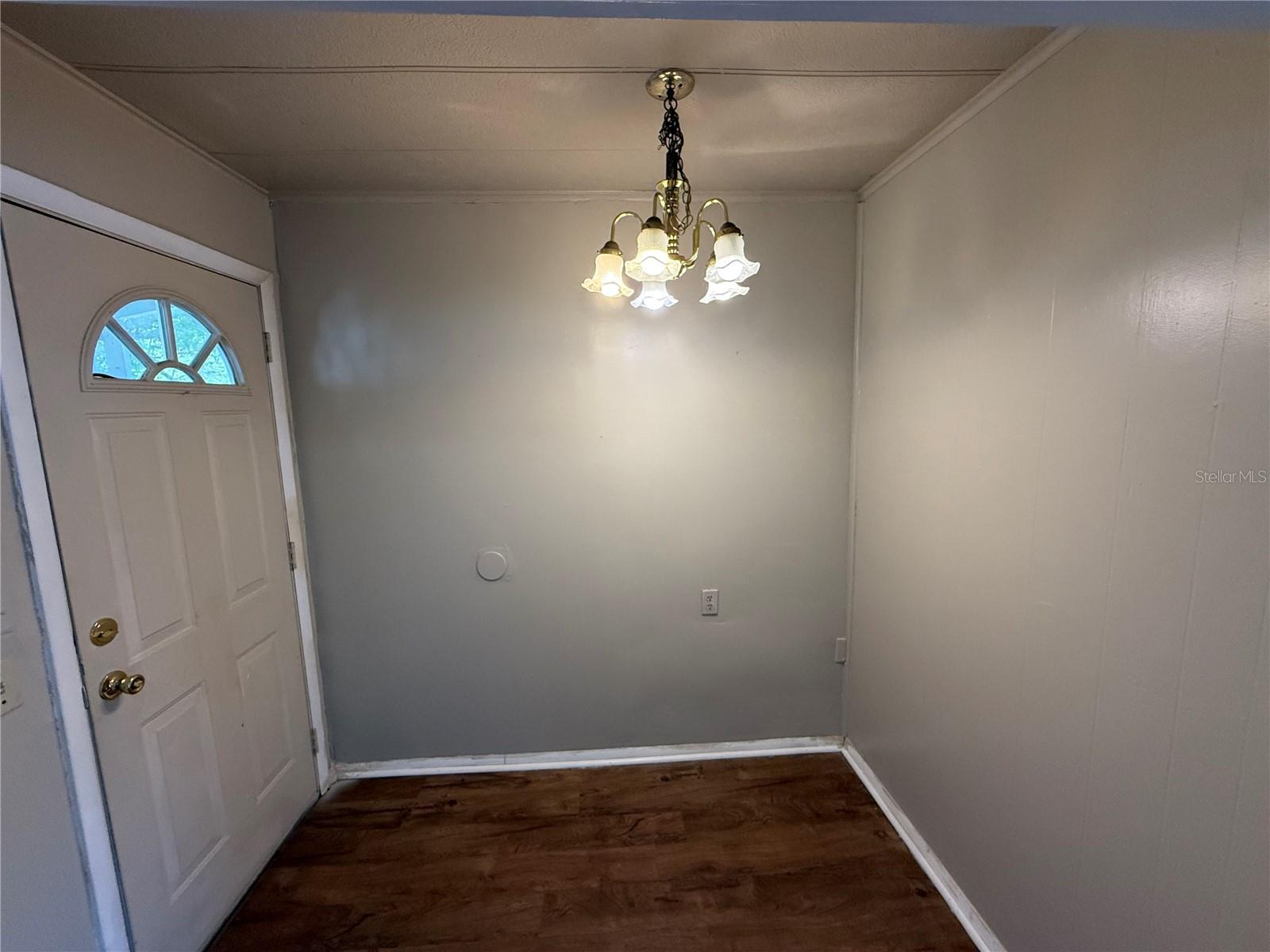 Image 2 of 11 For 1619 Sunny Street