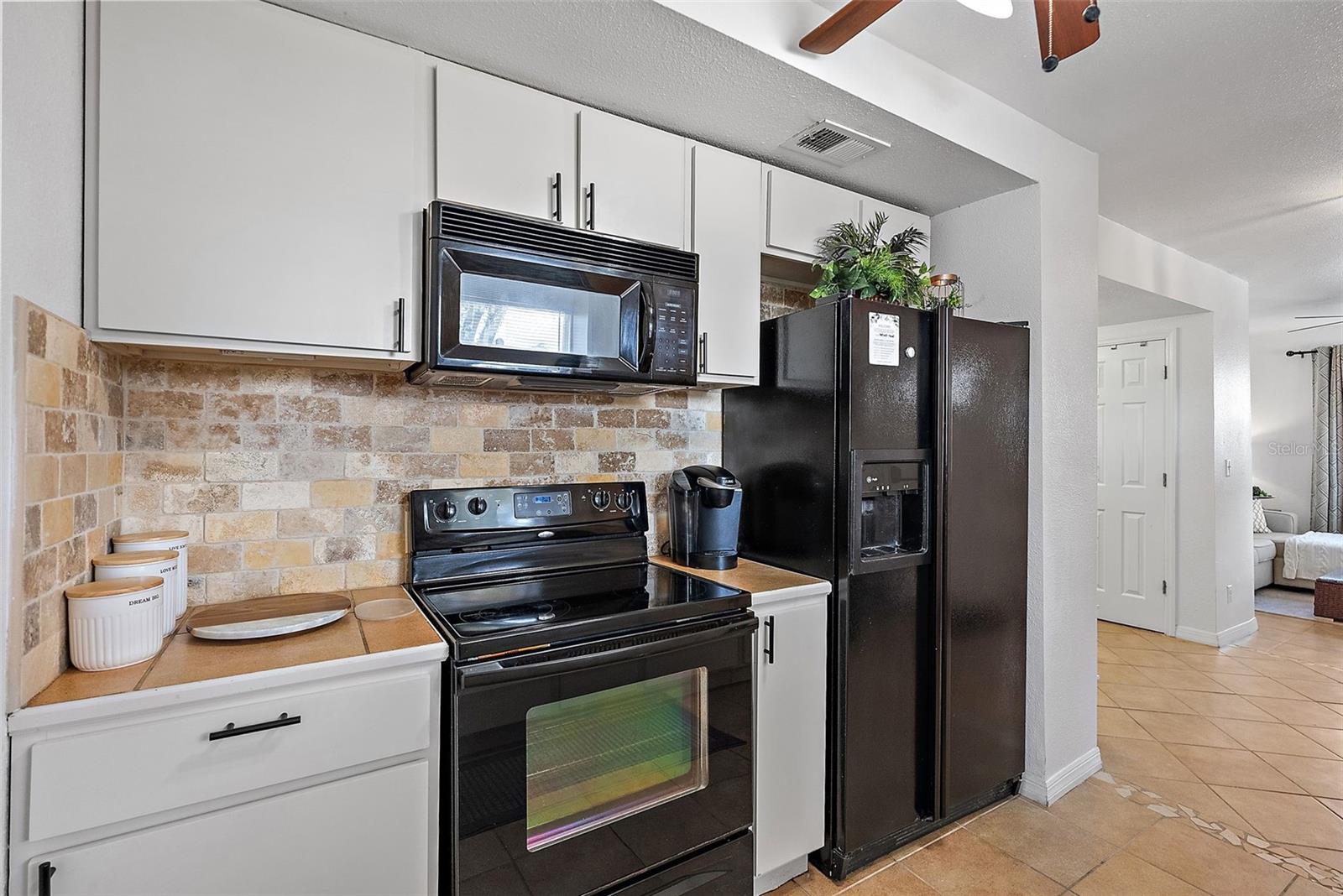 Image 5 of 28 For 2810 2nd Avenue S B