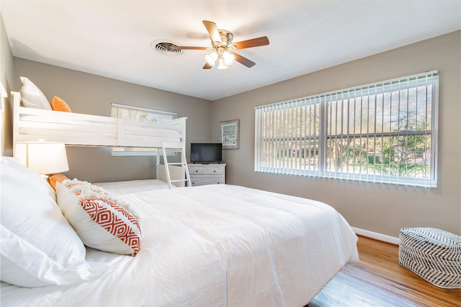 Image 20 of 38 For 1532 Orange Street