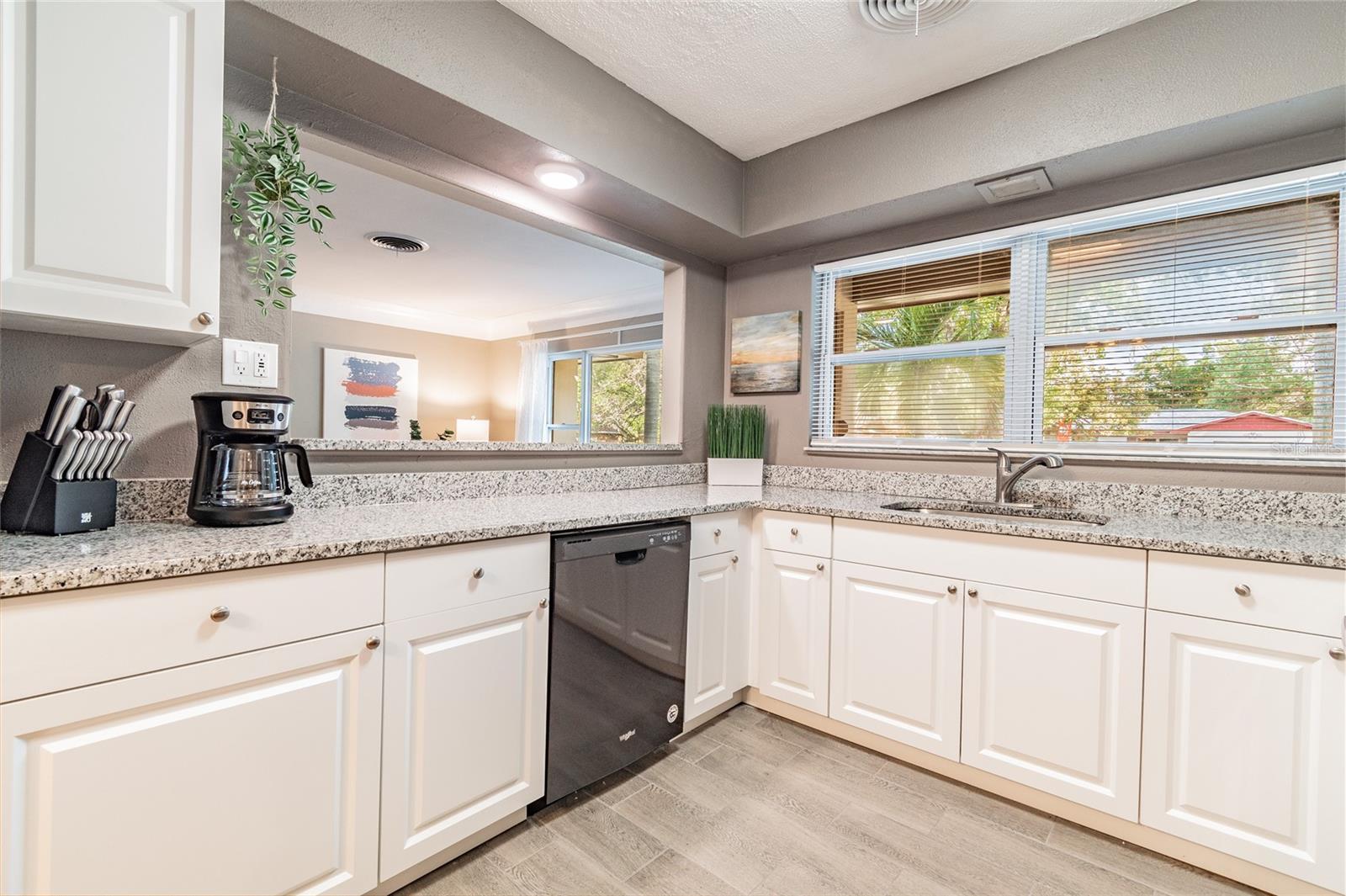 Image 28 of 38 For 1532 Orange Street