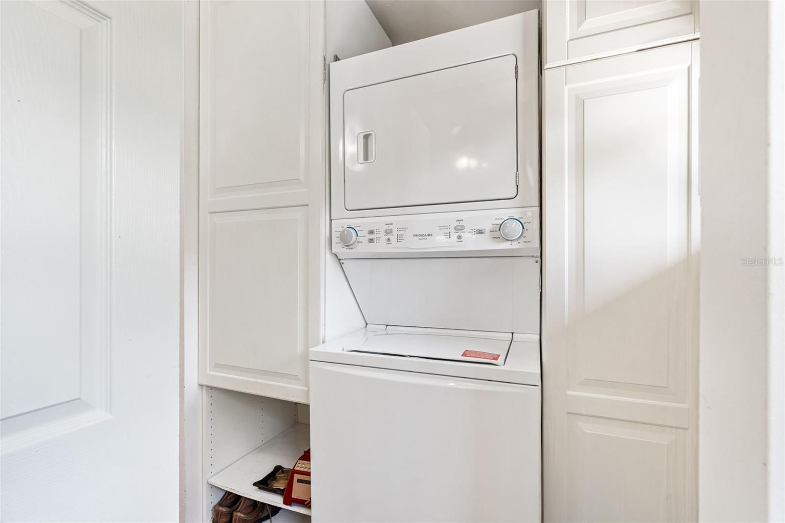 Image 17 of 42 For 762 23rd Avenue N