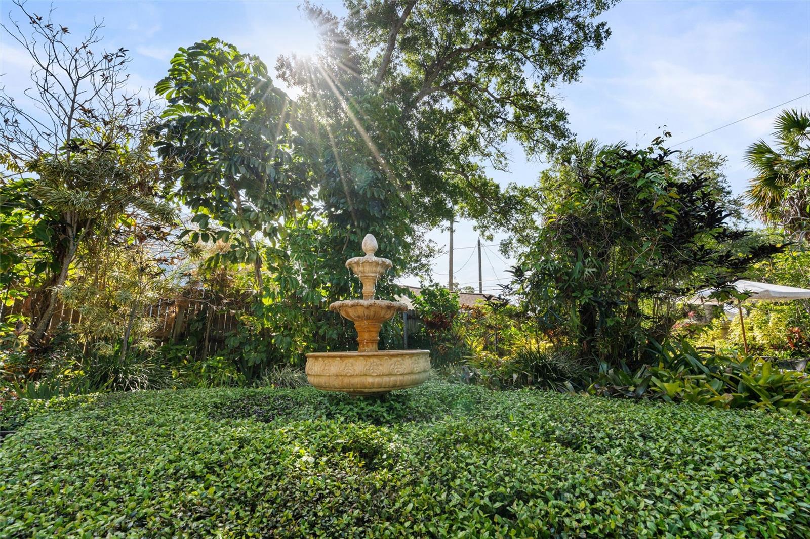 Image 22 of 42 For 762 23rd Avenue N