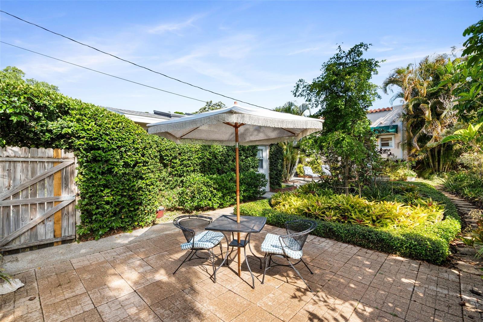 Image 26 of 42 For 762 23rd Avenue N