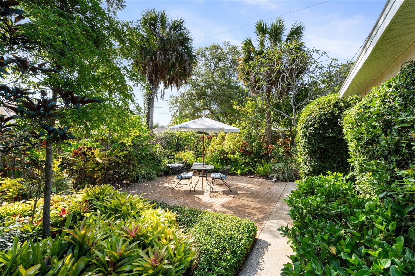 Image 28 of 42 For 762 23rd Avenue N