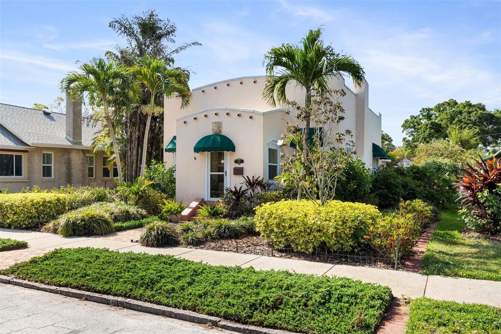 Image 3 of 42 For 762 23rd Avenue N