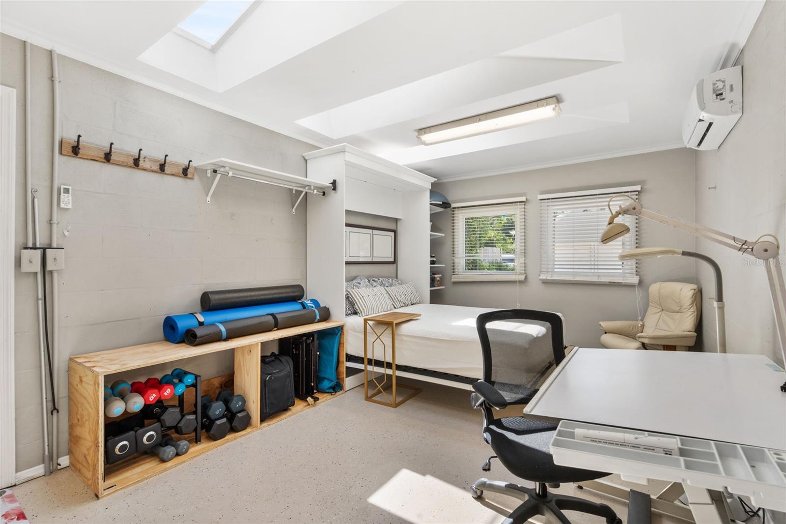 Image 34 of 42 For 762 23rd Avenue N