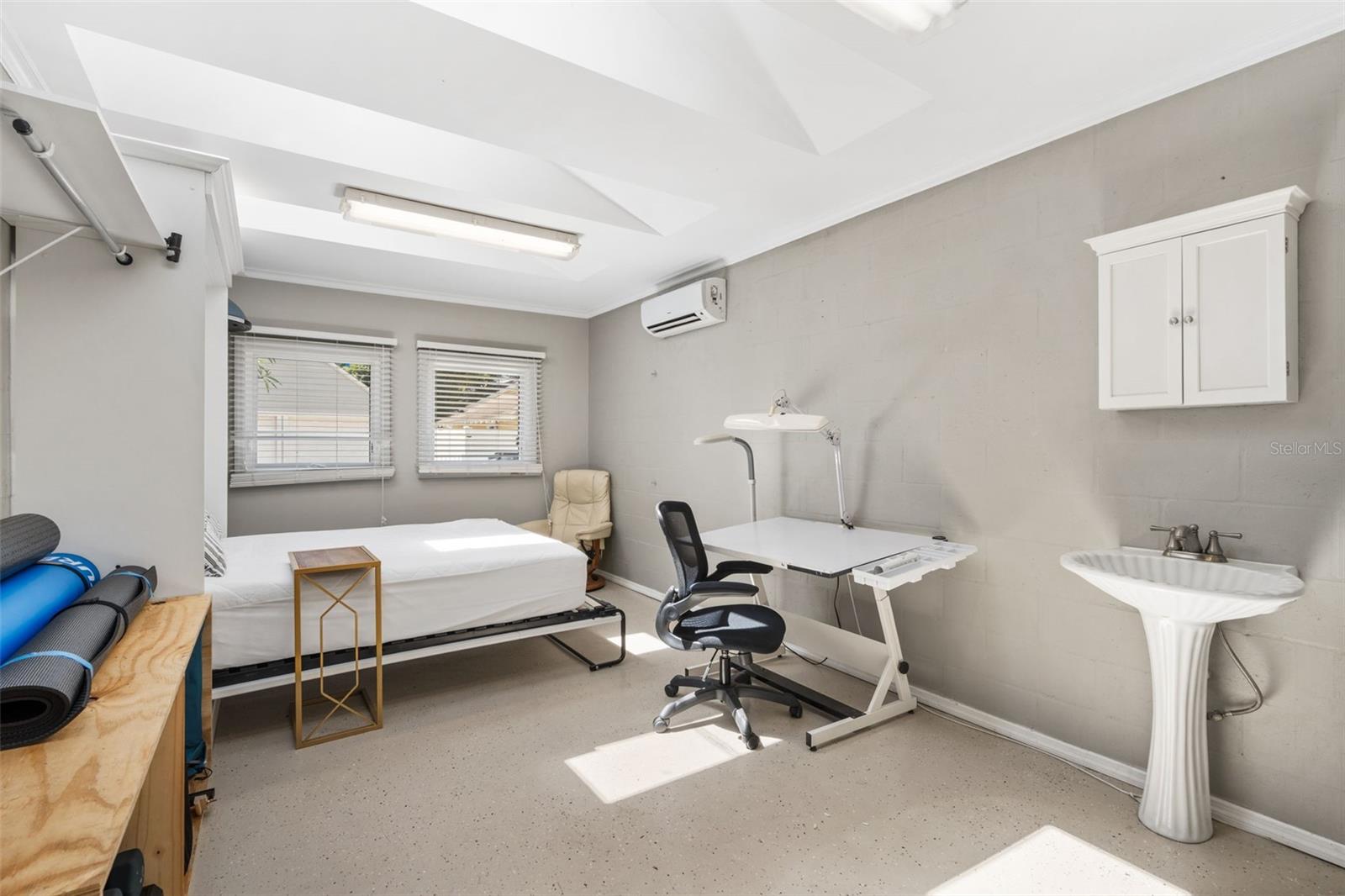 Image 35 of 42 For 762 23rd Avenue N