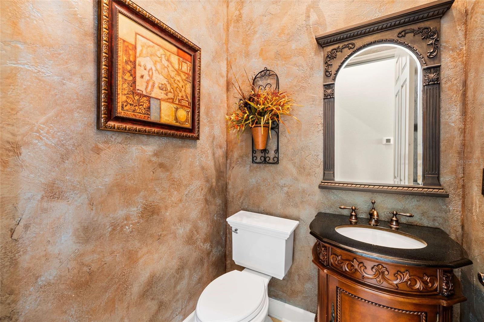 Image 33 of 91 For 9901 Menander Wood Court