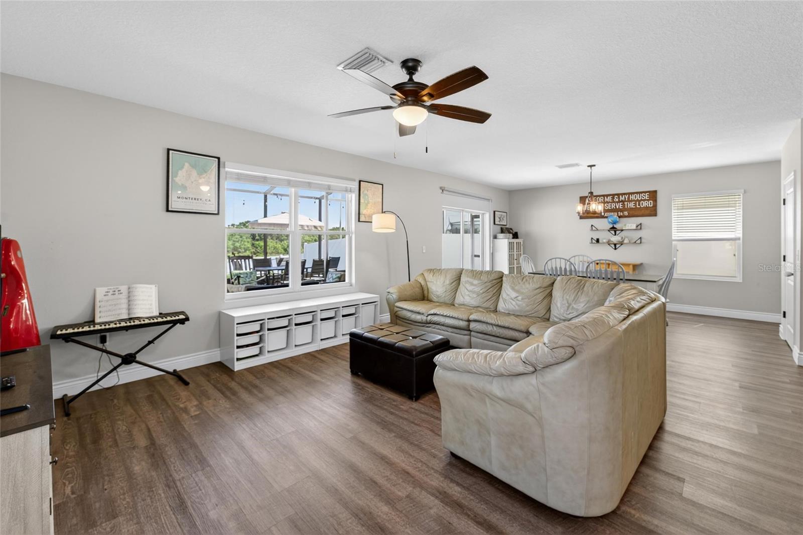 Image 21 of 91 For 11176 Leland Groves Drive