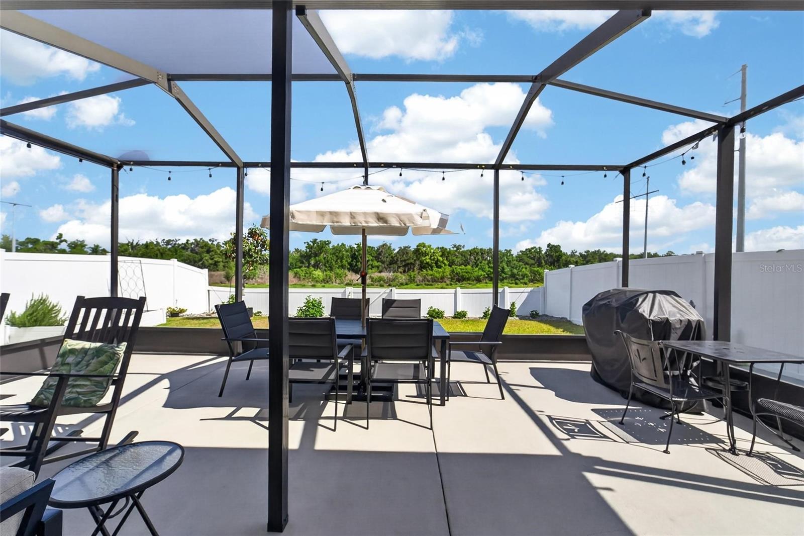Image 56 of 91 For 11176 Leland Groves Drive