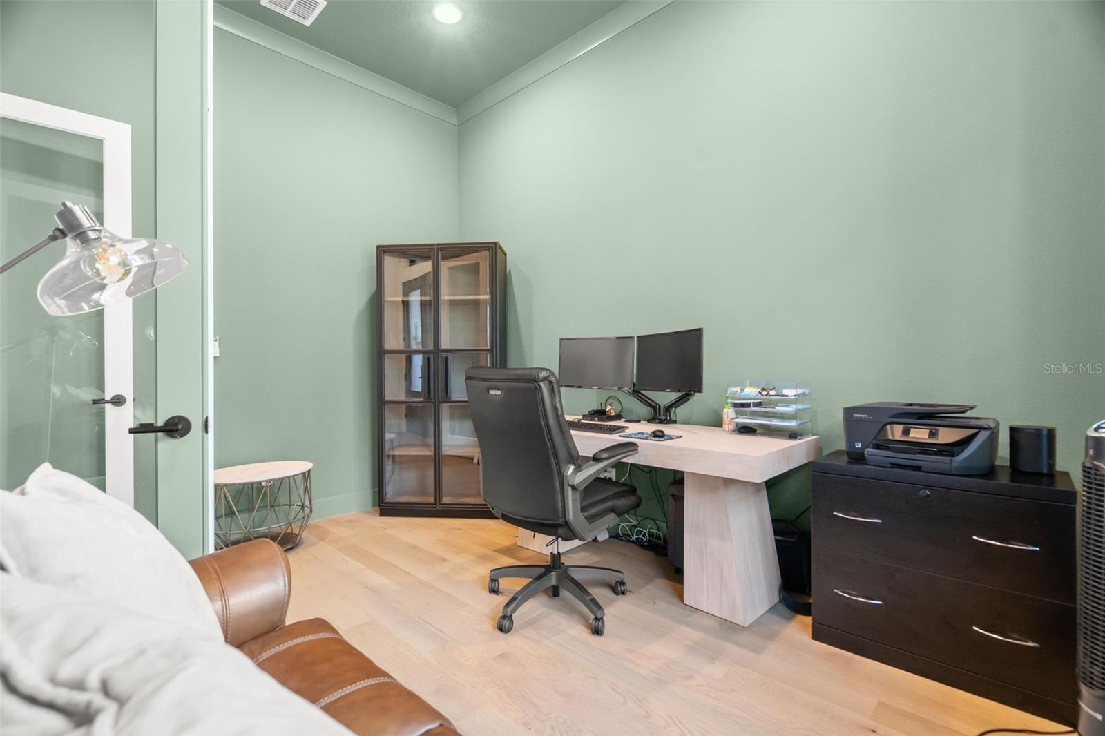 Image 39 of 64 For 5047 Summit View Drive