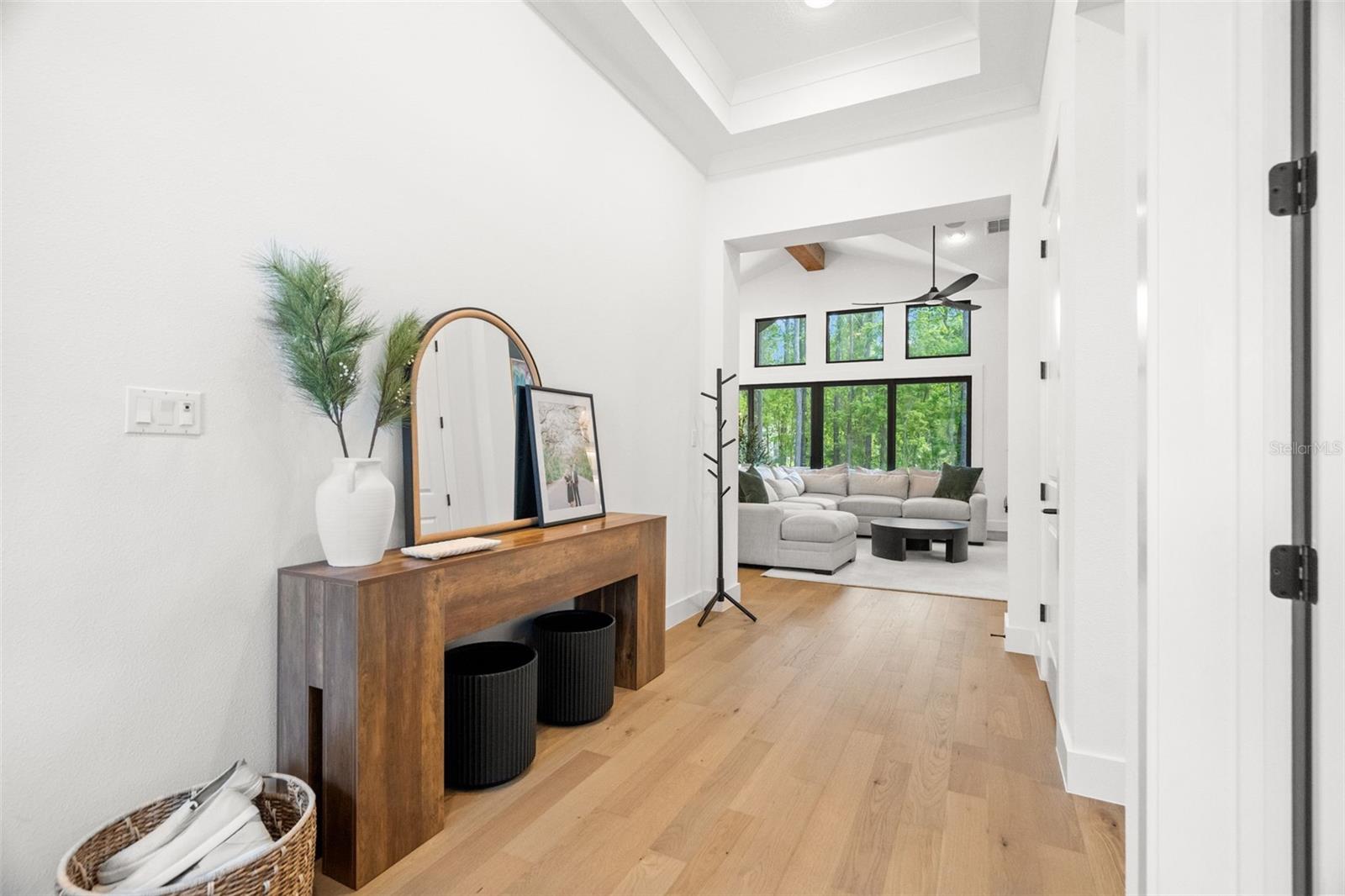 Image 6 of 64 For 5047 Summit View Drive