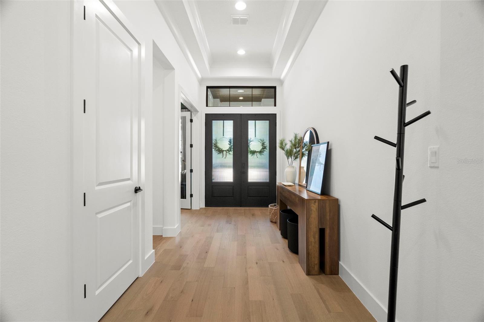 Image 8 of 64 For 5047 Summit View Drive