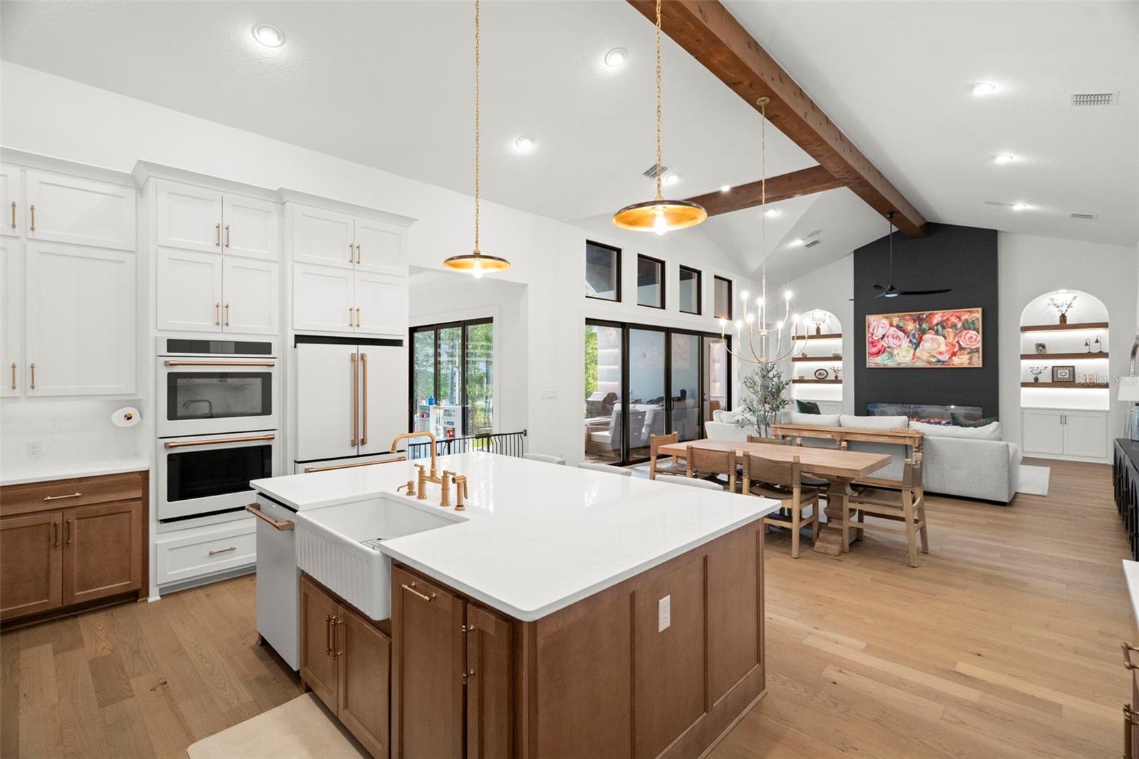 Image 9 of 64 For 5047 Summit View Drive