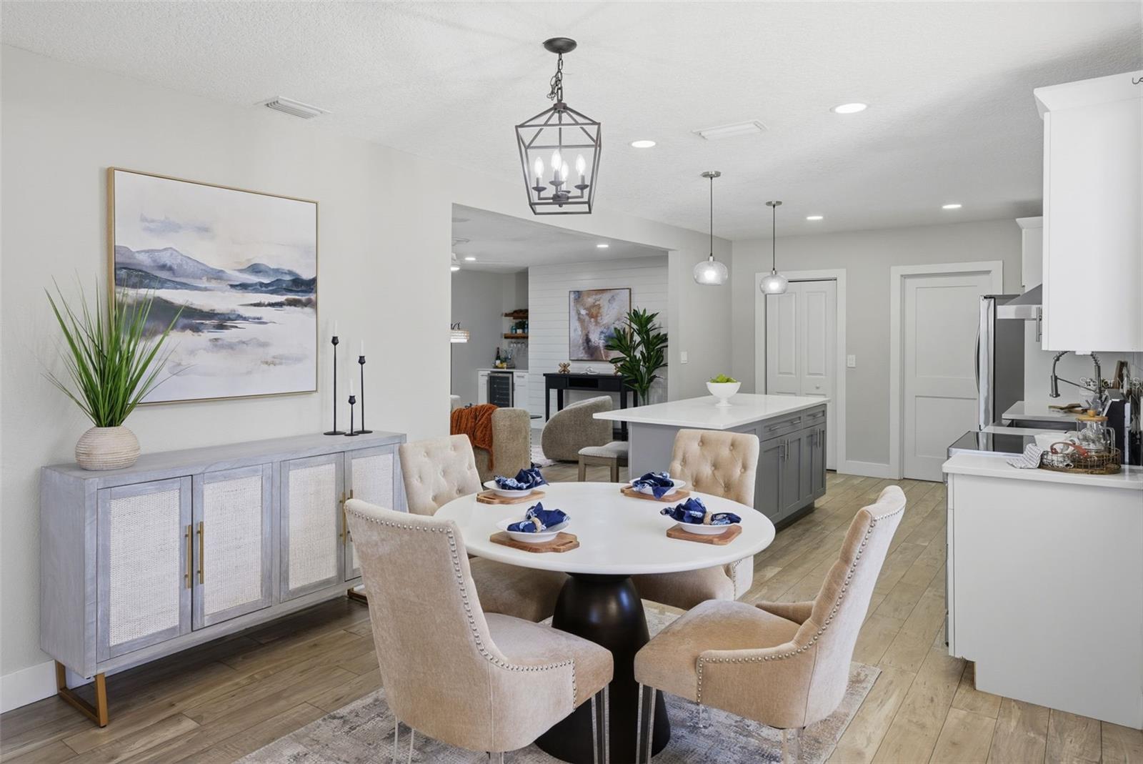 Image 15 of 40 For 1566 Woodfield Court