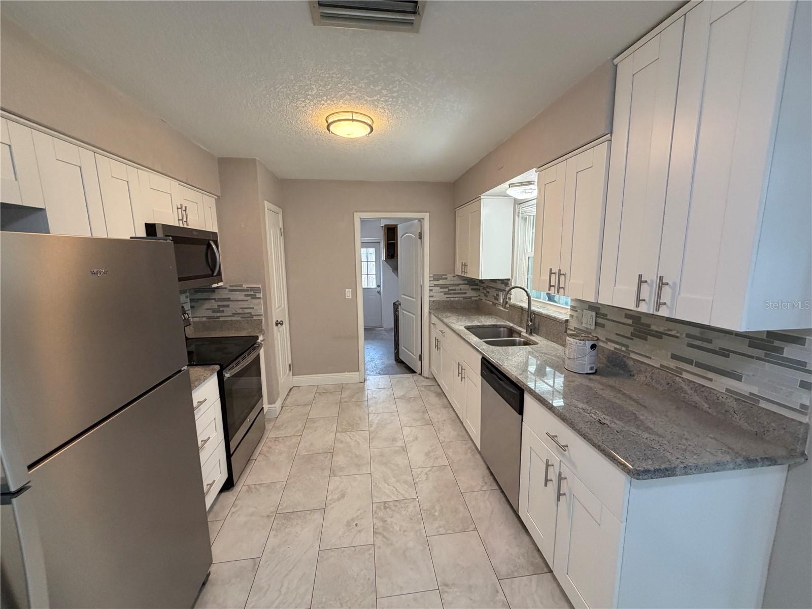 Image 3 of 12 For 5830 Commonwealth Avenue N