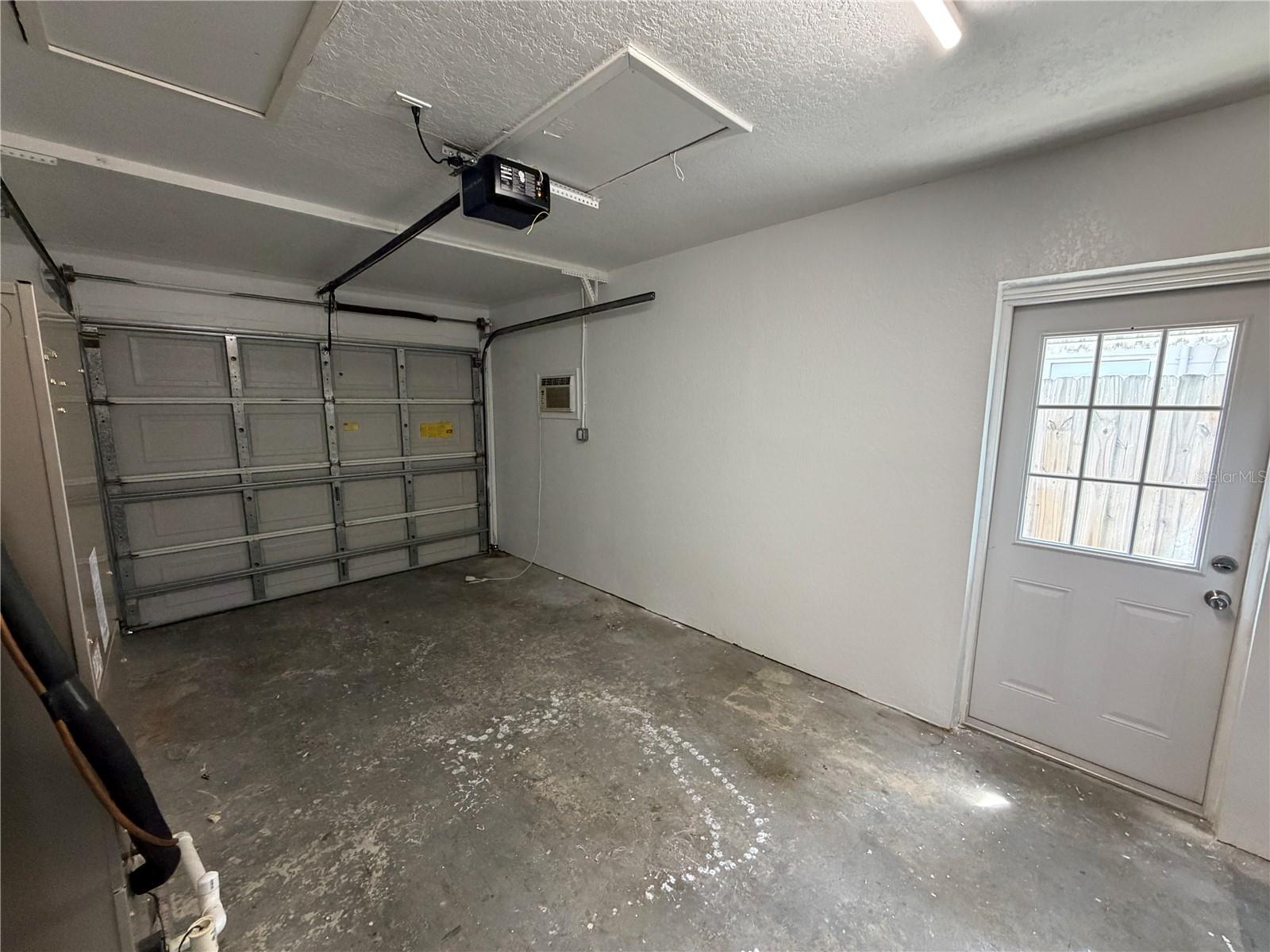 Image 6 of 12 For 5830 Commonwealth Avenue N