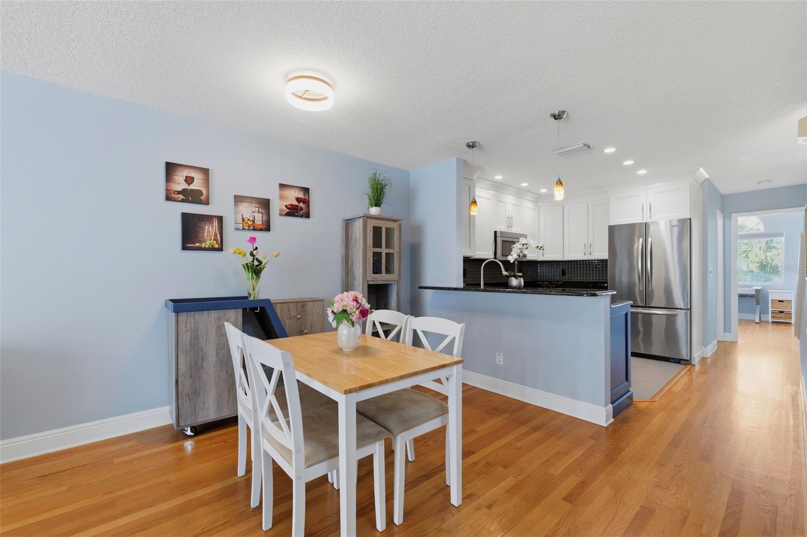 Image 10 of 50 For 381 Madeira Circle