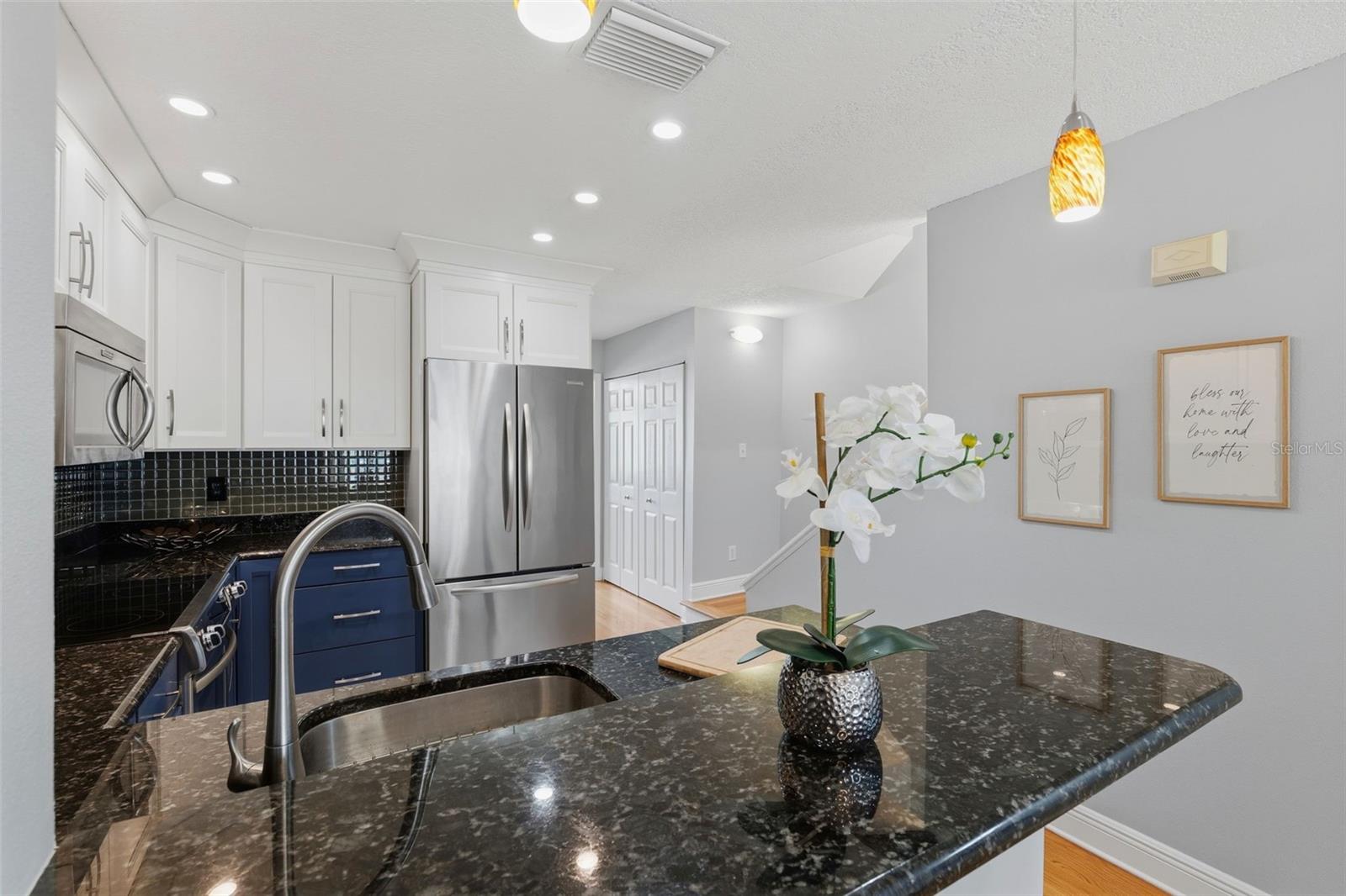 Image 13 of 50 For 381 Madeira Circle