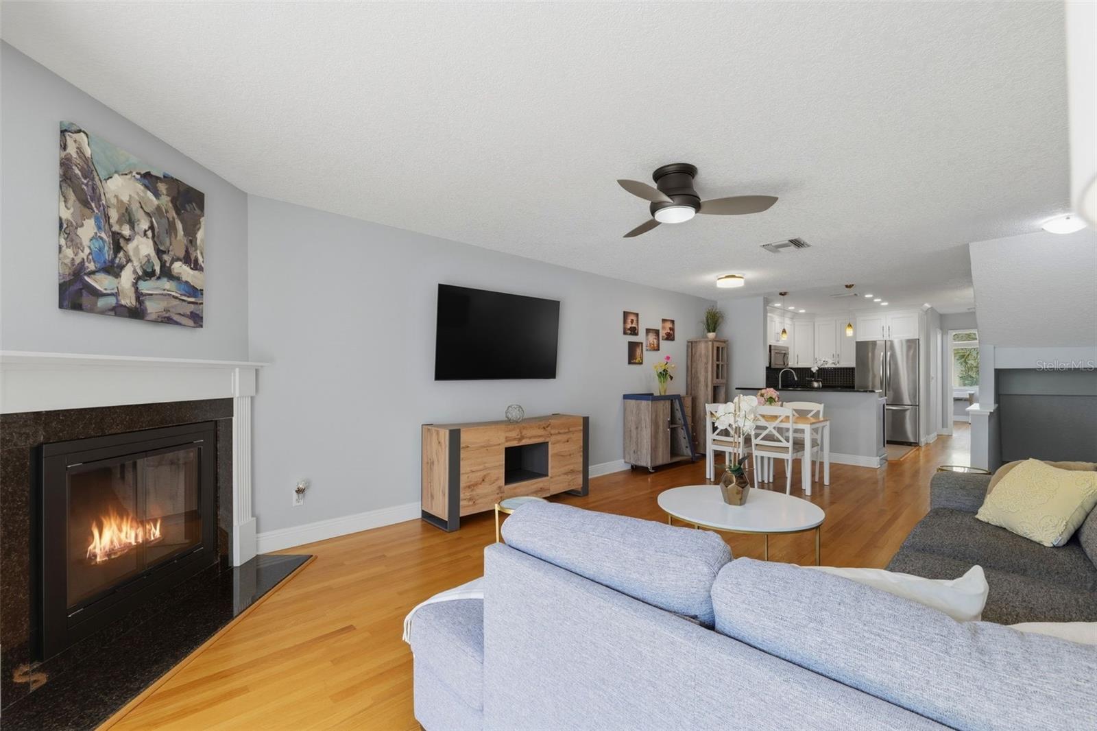 Image 14 of 50 For 381 Madeira Circle