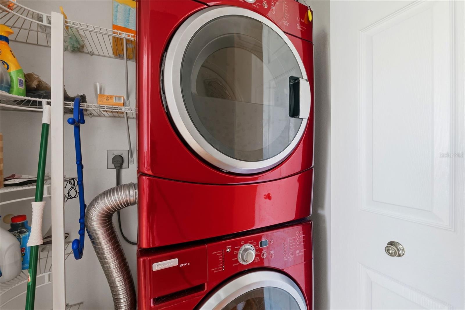 Image 21 of 50 For 381 Madeira Circle