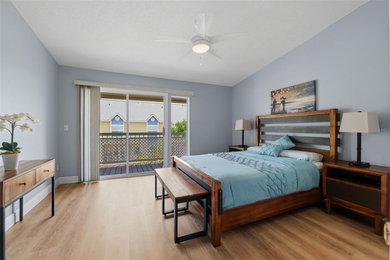 Image 24 of 50 For 381 Madeira Circle