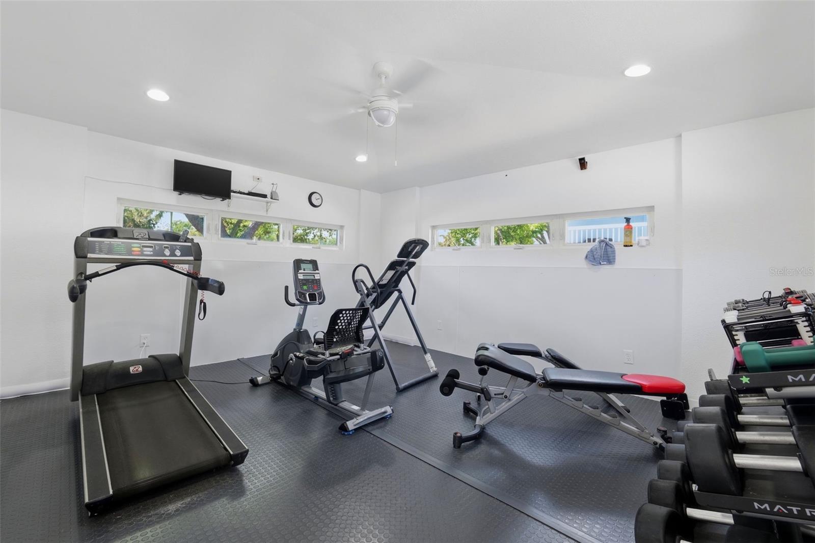 Image 40 of 50 For 381 Madeira Circle