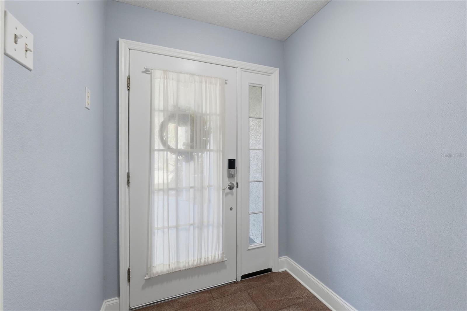 Image 7 of 50 For 381 Madeira Circle