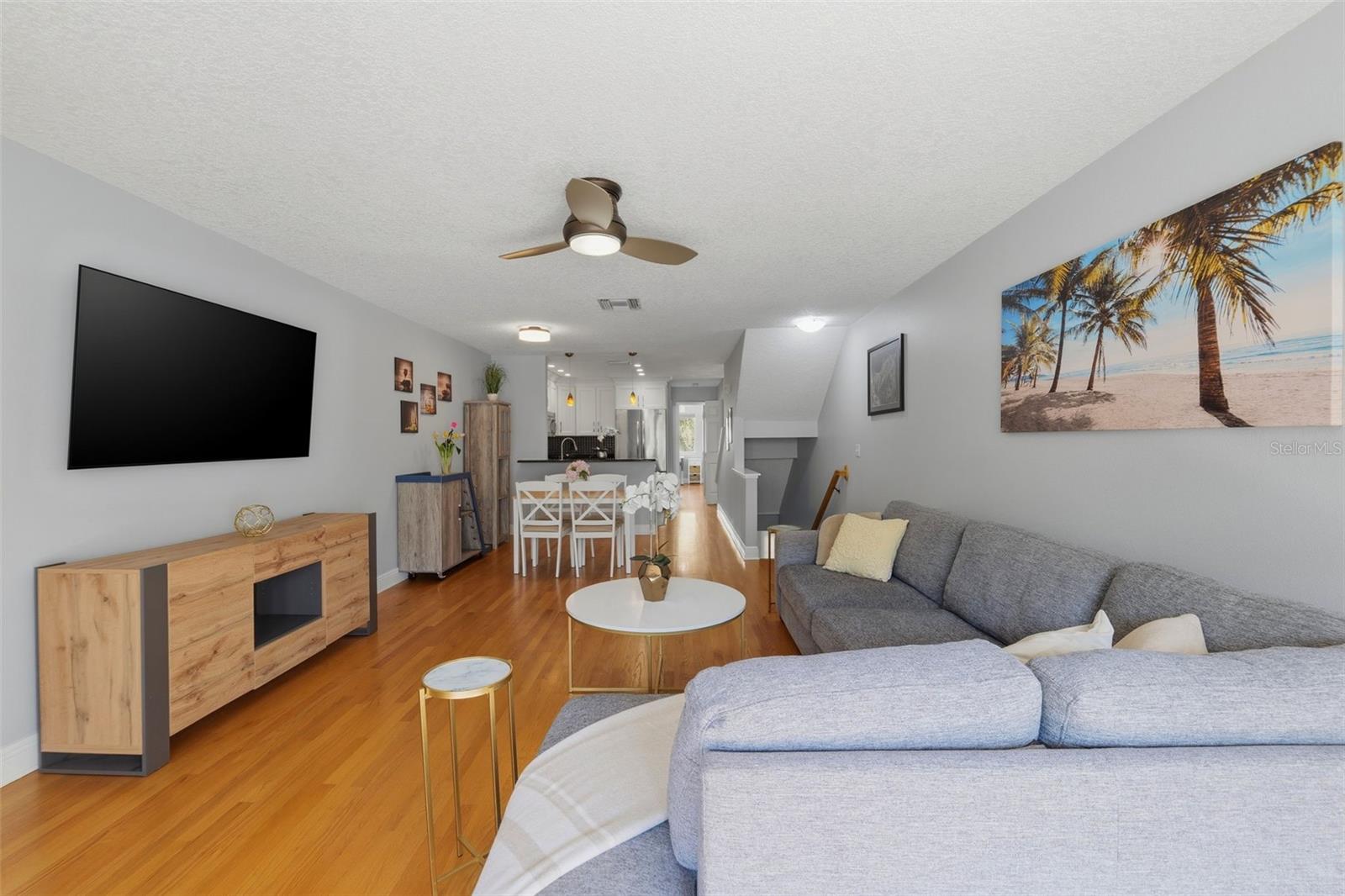 Image 9 of 50 For 381 Madeira Circle