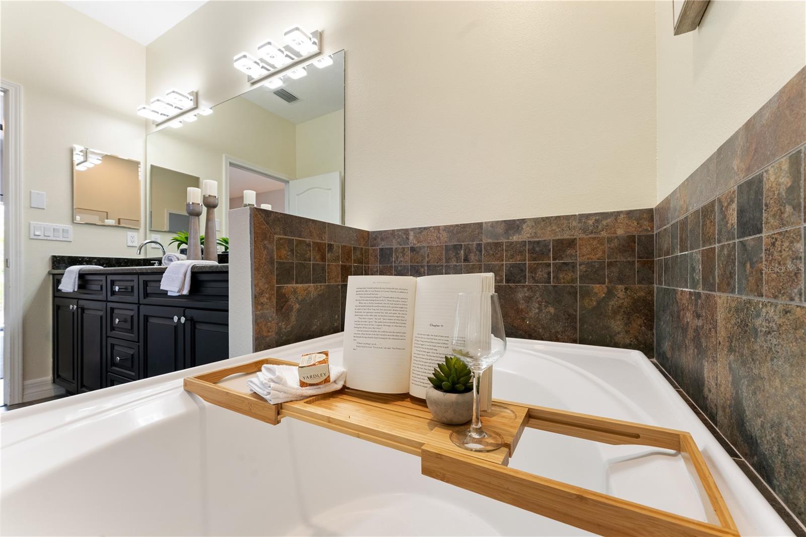 Image 21 of 45 For 2704 57th Street S