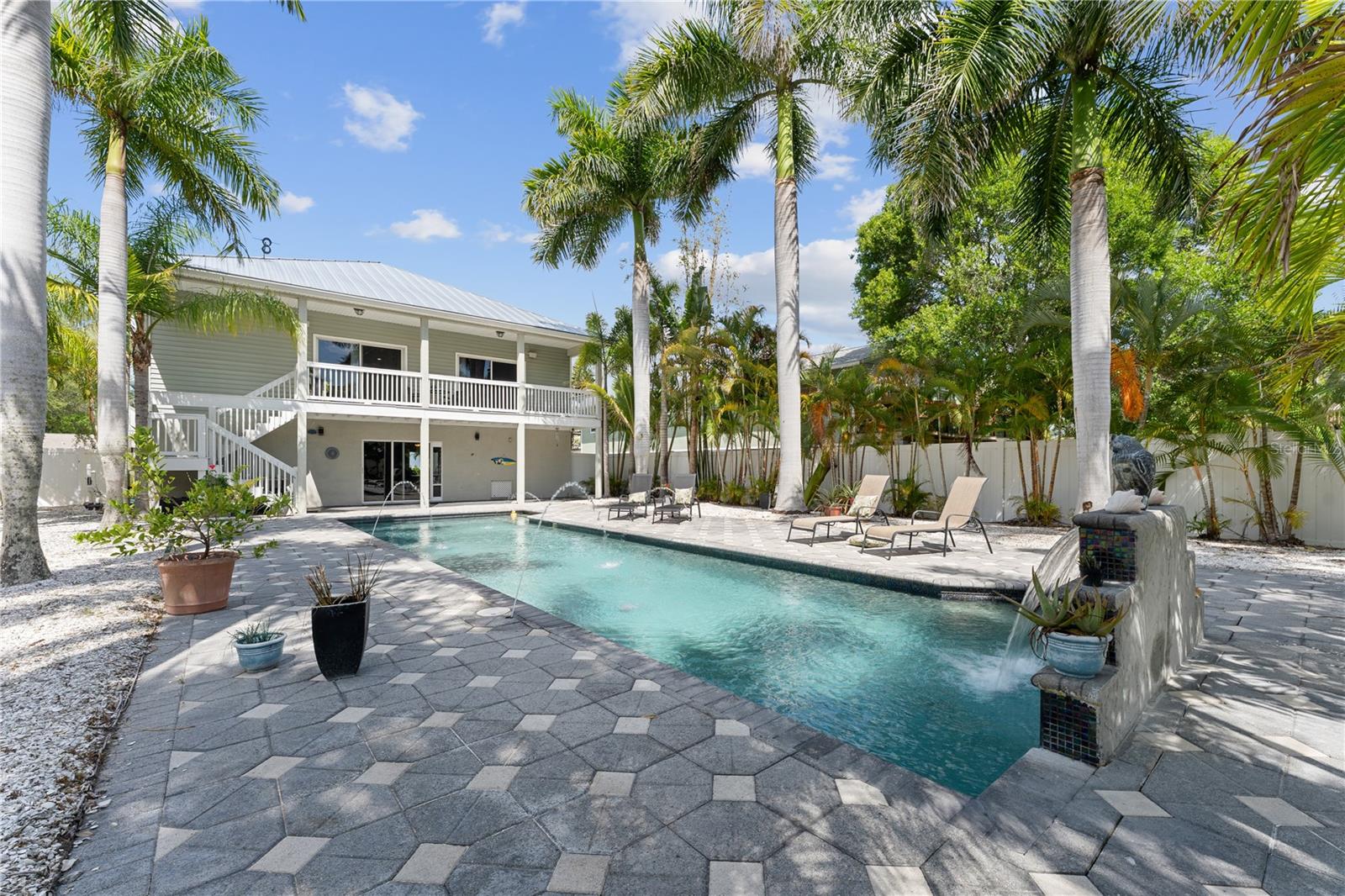 Image 42 of 45 For 2704 57th Street S