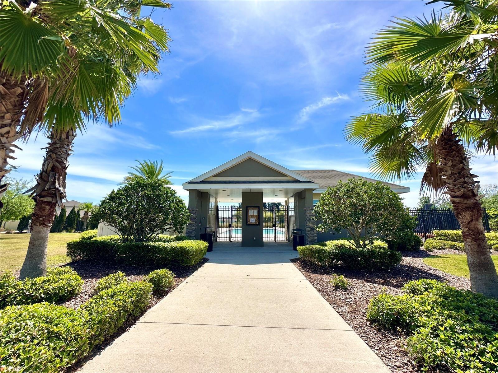 Image 46 of 50 For 105 Blue Alice Spring Court