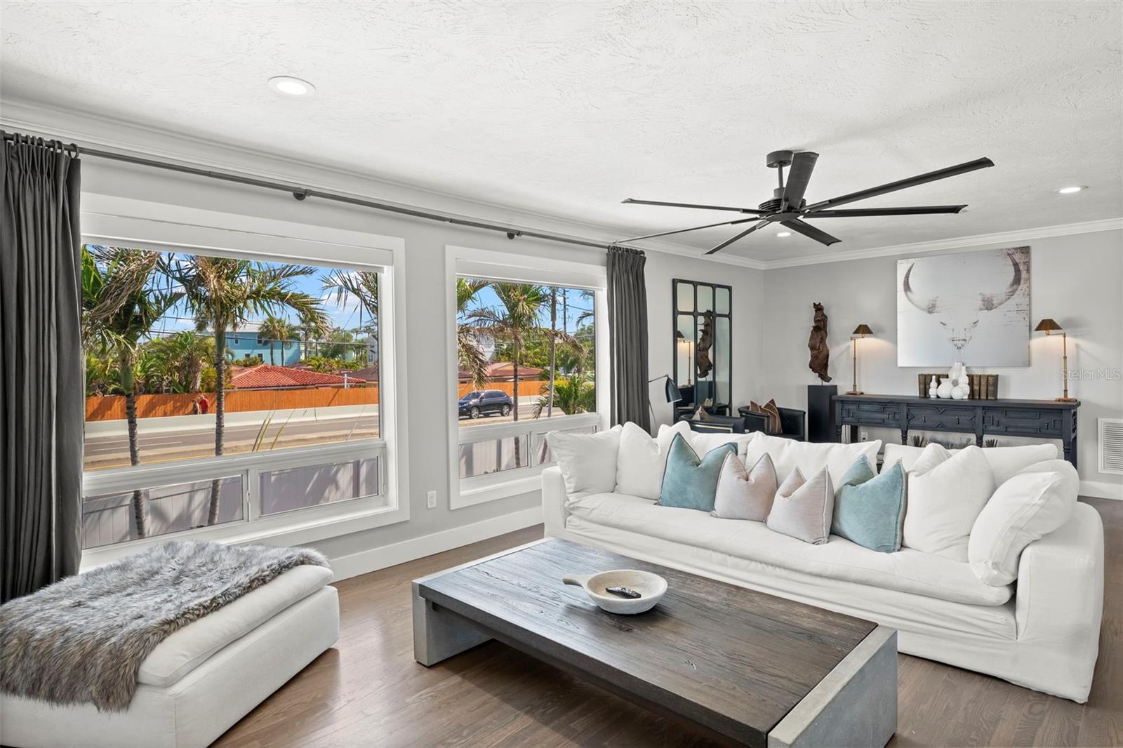 Image 13 of 86 For 439 Causeway Boulevard