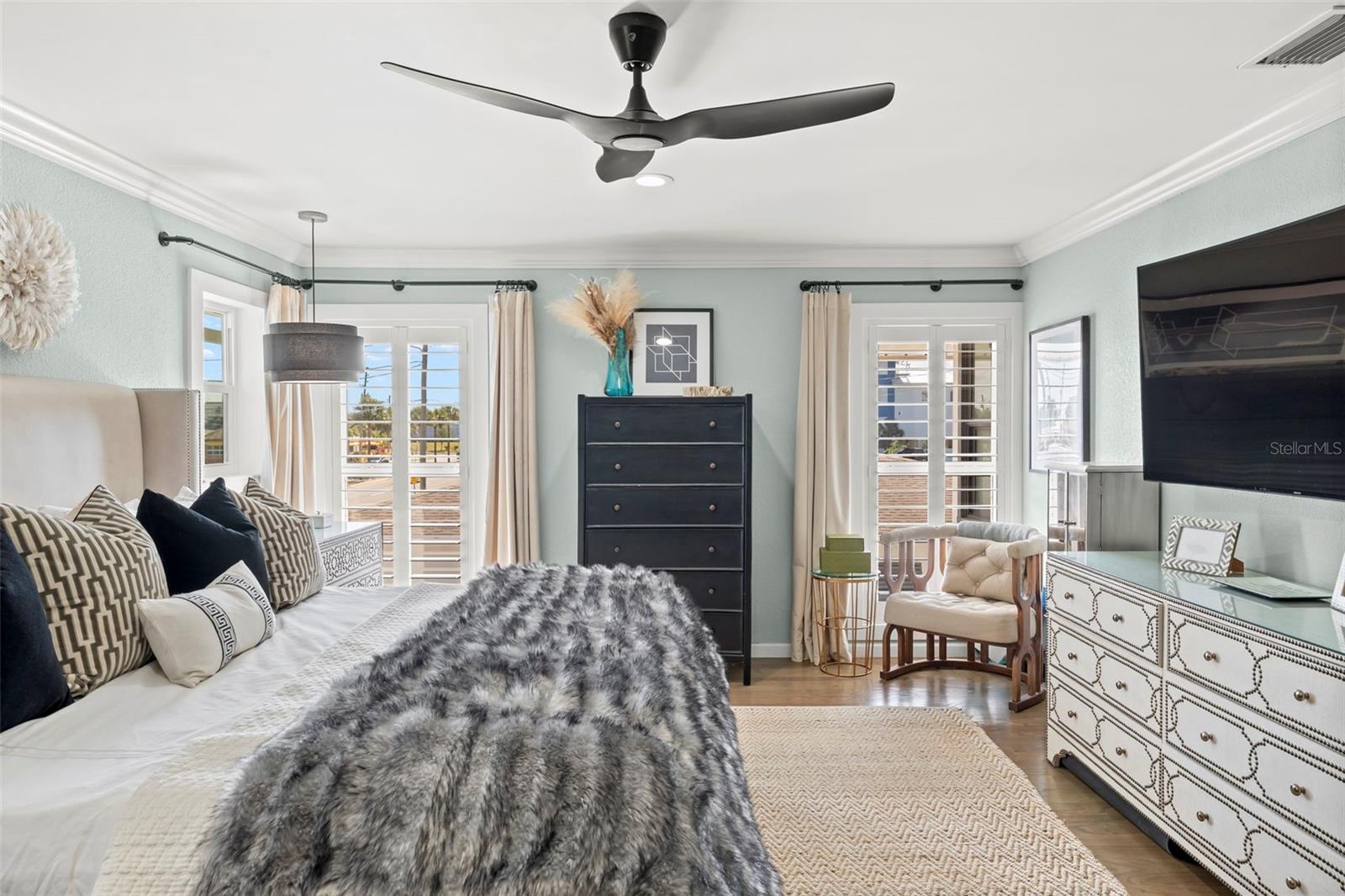 Image 20 of 86 For 439 Causeway Boulevard