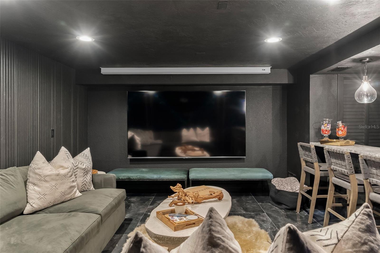 Image 46 of 86 For 439 Causeway Boulevard