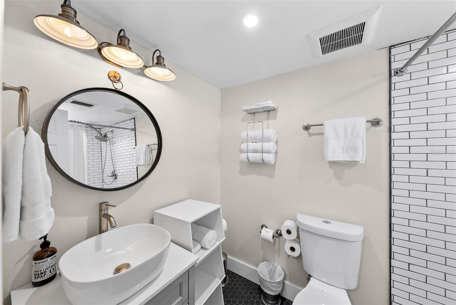 Image 82 of 86 For 439 Causeway Boulevard