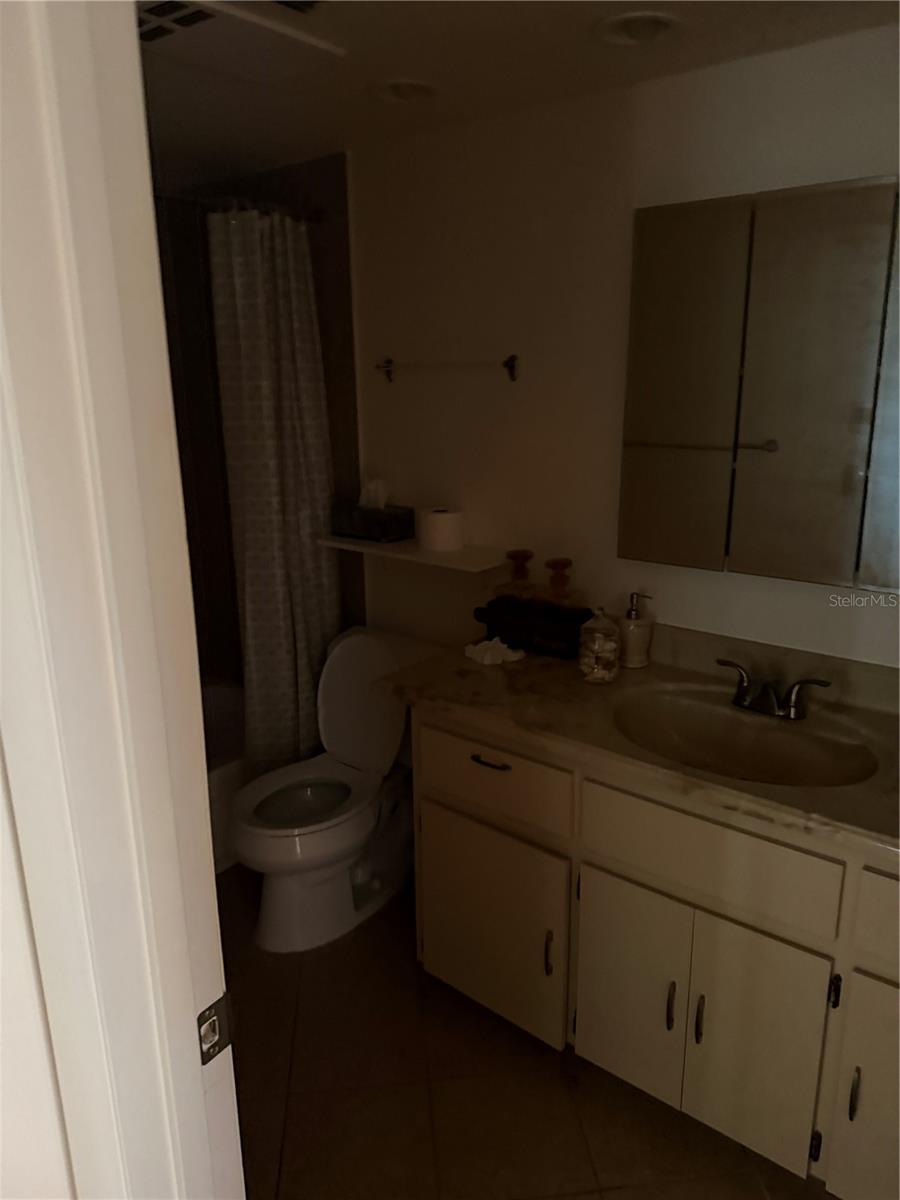 Image 12 of 32 For 240 Windward Passage 1001