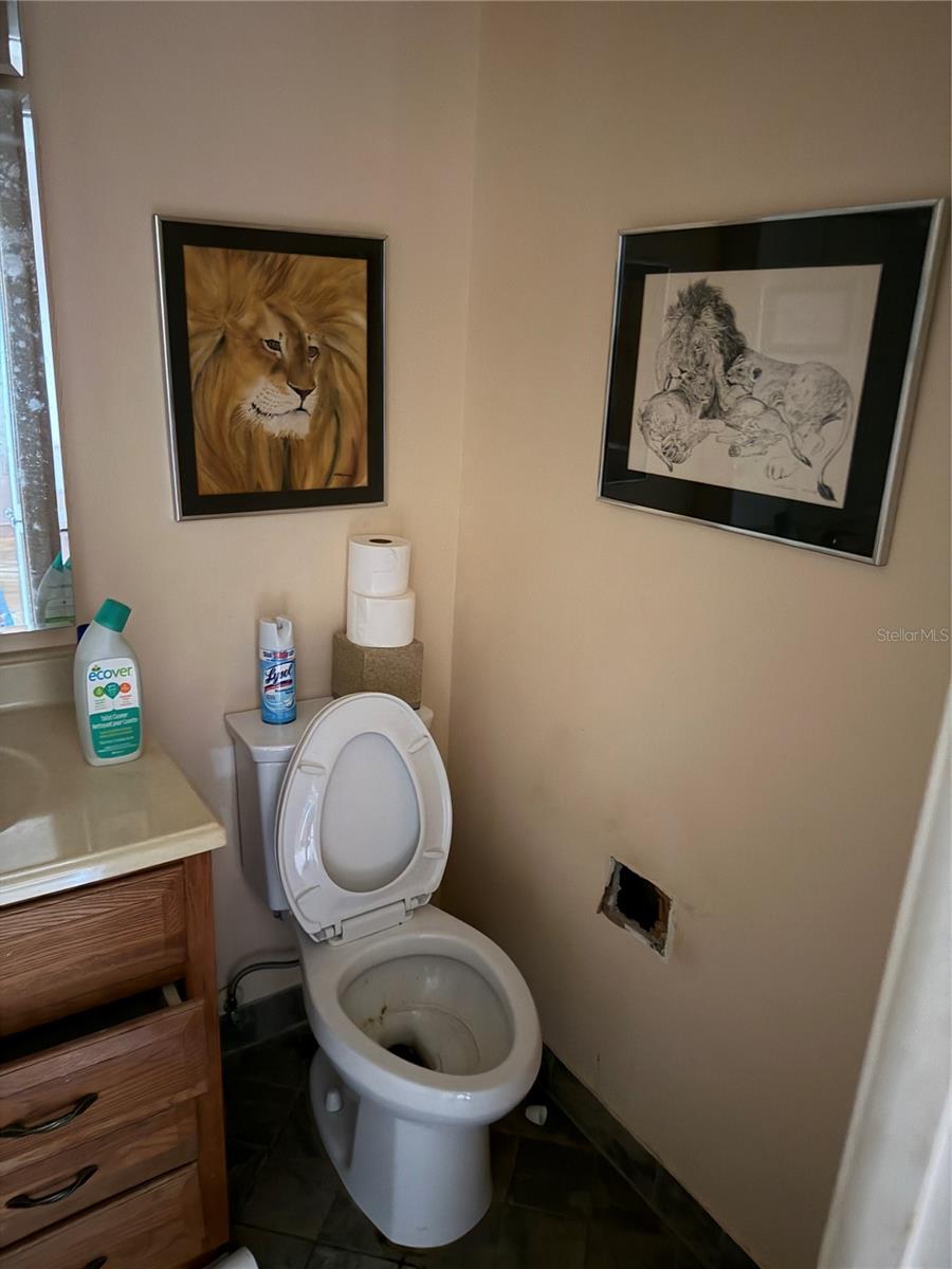 Image 20 of 32 For 240 Windward Passage 1001