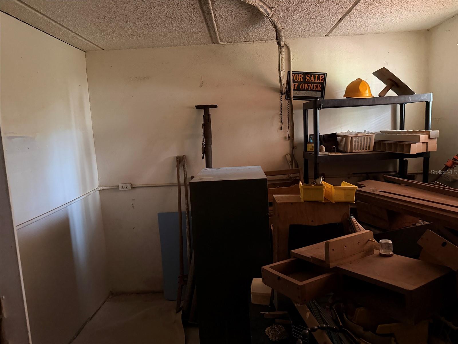 Image 23 of 32 For 240 Windward Passage 1001