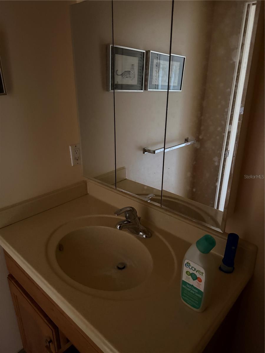 Image 6 of 32 For 240 Windward Passage 1001