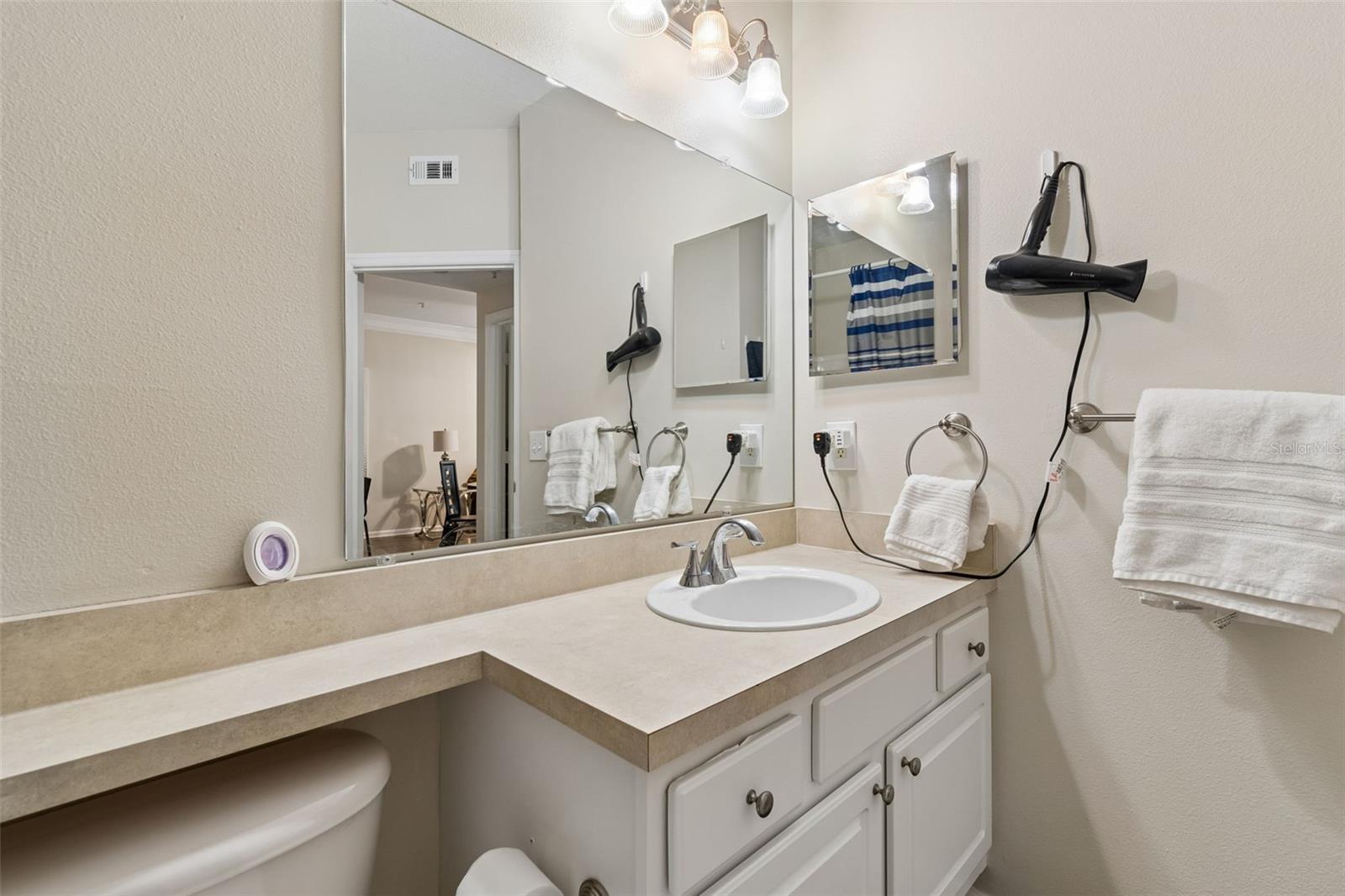 Image 17 of 26 For 4207 Dale Mabry Highway 6107