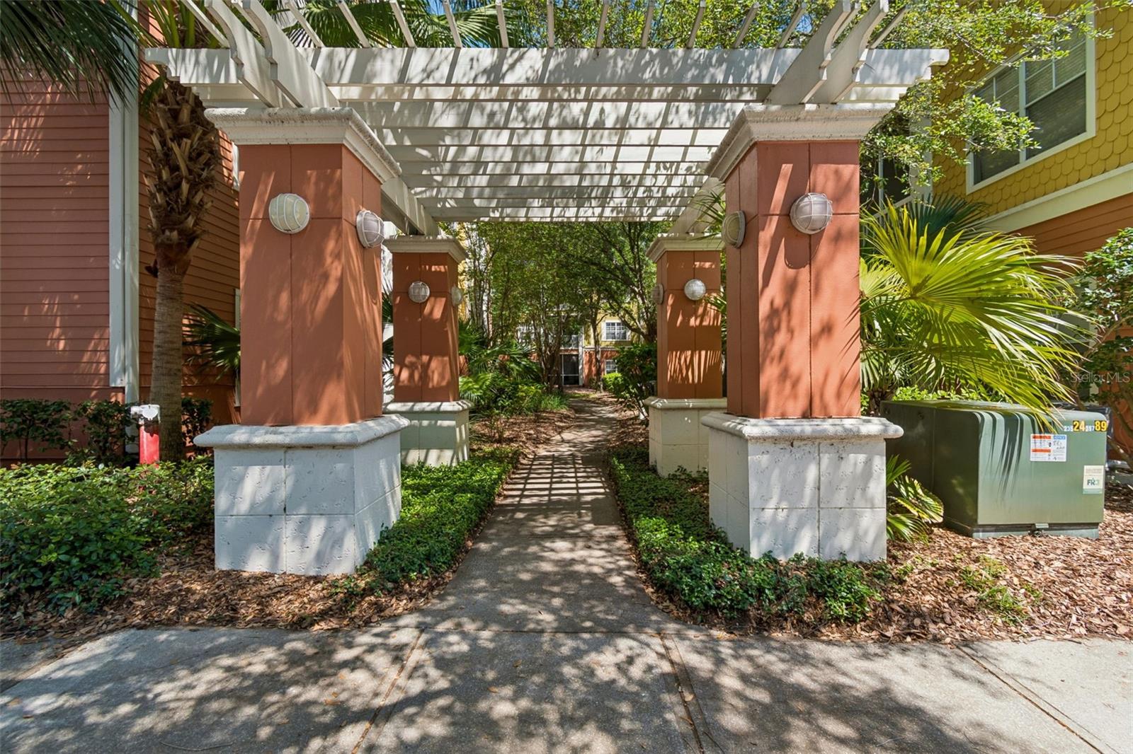 Image 5 of 26 For 4207 Dale Mabry Highway 6107