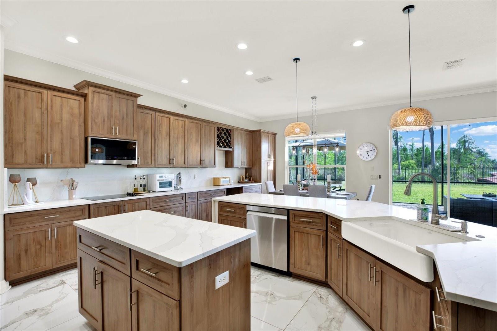 Image 10 of 84 For 21610 Draycott Way