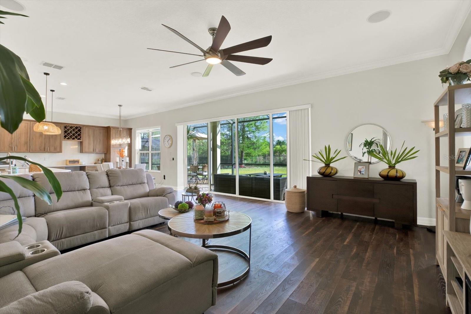 Image 23 of 84 For 21610 Draycott Way