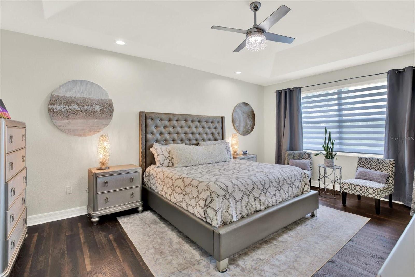 Image 28 of 84 For 21610 Draycott Way