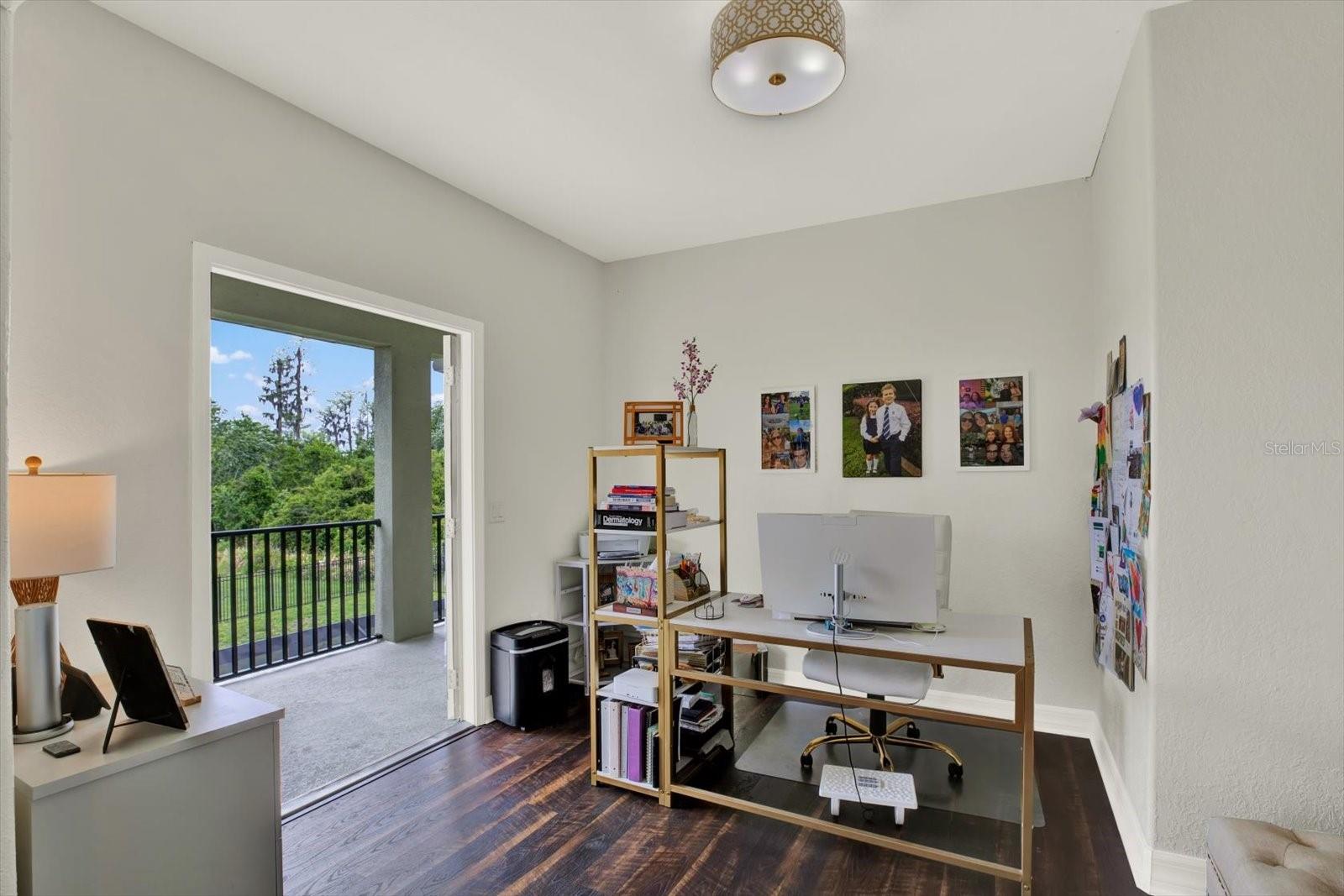 Image 29 of 84 For 21610 Draycott Way