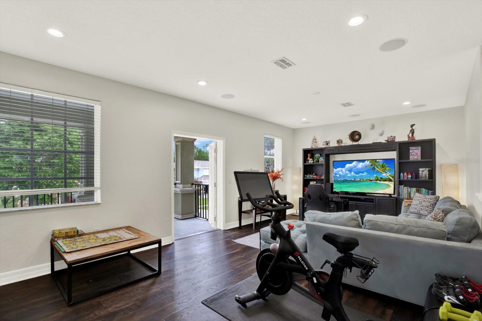 Image 47 of 84 For 21610 Draycott Way