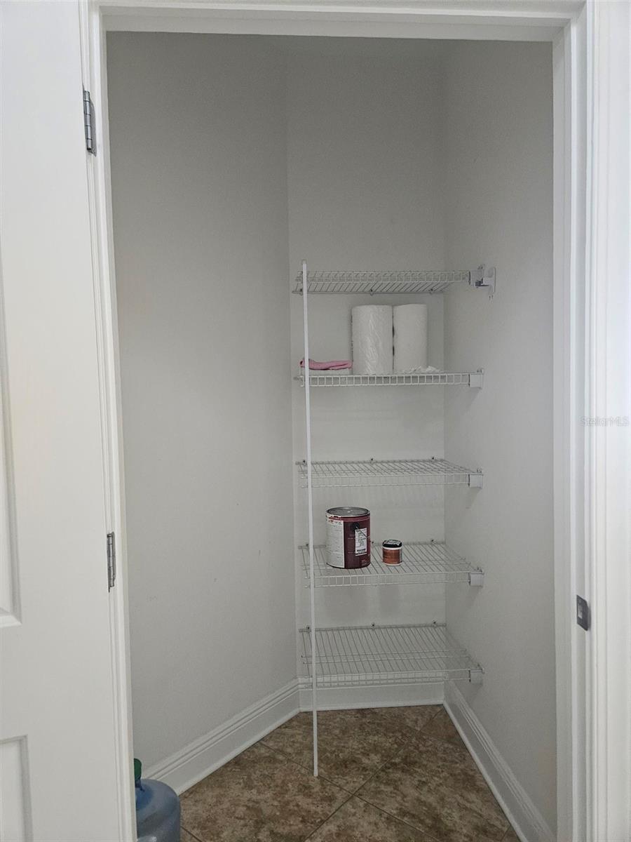 Image 7 of 40 For 628 Cleveland Street 1313